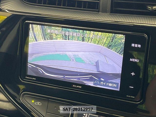 Toyota AQUA 2018-01 8353907-3