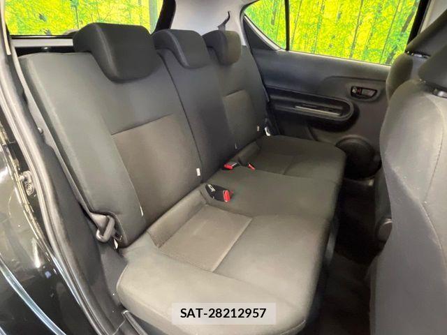 Toyota AQUA 2018-01 8353907-8