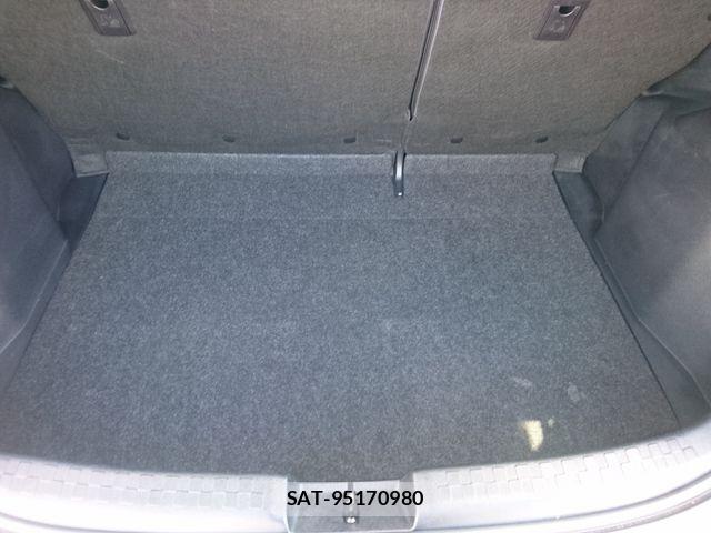 Toyota AQUA 2014-02 8353920-15
