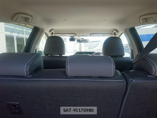 Toyota AQUA 2014-02 8353920-16