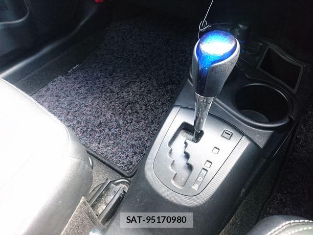 Toyota AQUA 2014-02 8353920-22