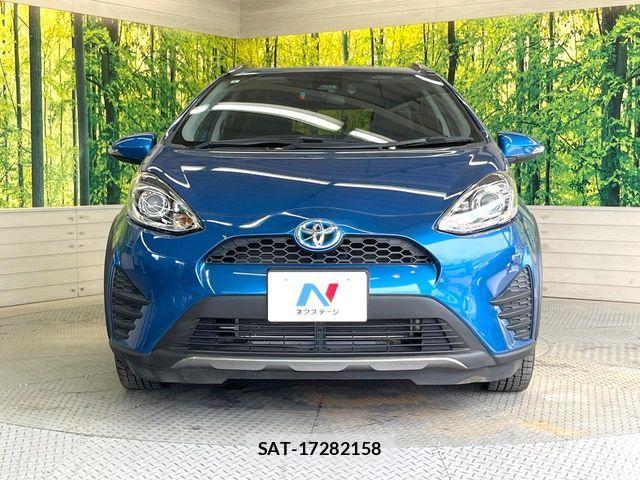 Toyota AQUA 2017-09 8353910-13