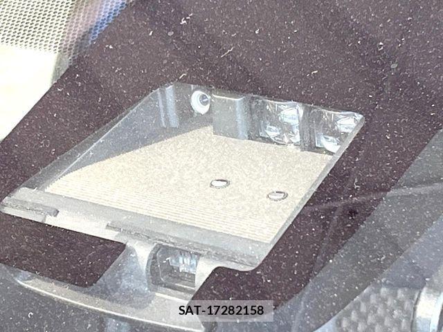 Toyota AQUA 2017-09 8353910-2