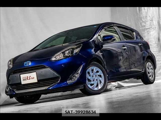 Toyota AQUA 2019-04 8353897-2