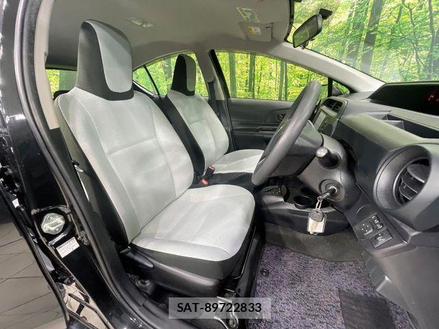 Toyota AQUA 2019-09 8353908-7