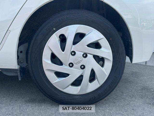 Toyota AQUA 2017-03 8353913-11