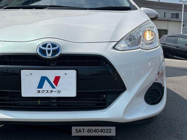 Toyota AQUA 2017-03 8353913-12