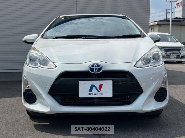 Toyota AQUA 2017-03 8353913-13