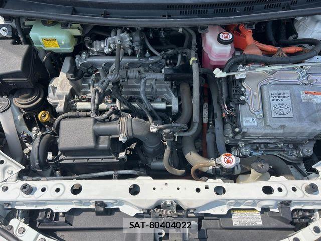 Toyota AQUA 2017-03 8353913-17