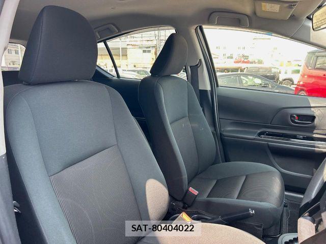 Toyota AQUA 2017-03 8353913-7