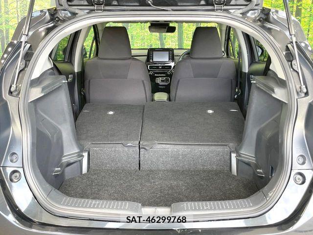 Toyota AQUA 2024-06 8353892-9