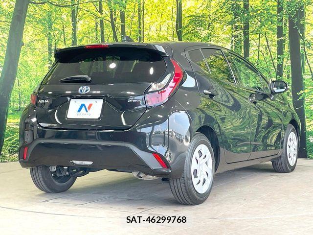Toyota AQUA 2024-06 8353892-16