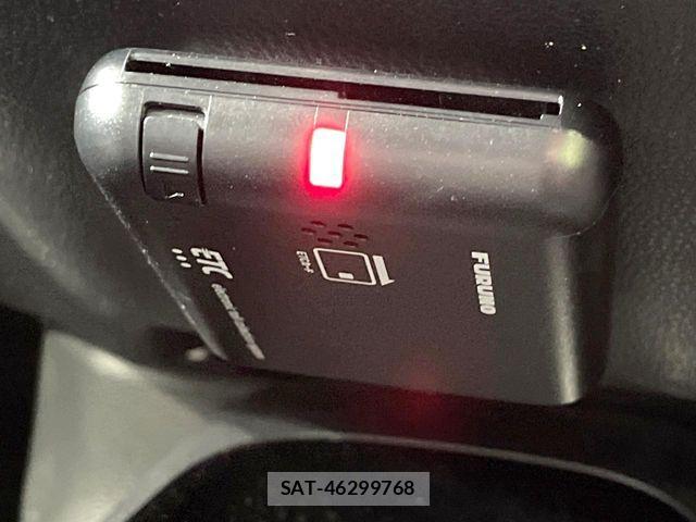Toyota AQUA 2024-06 8353892-5