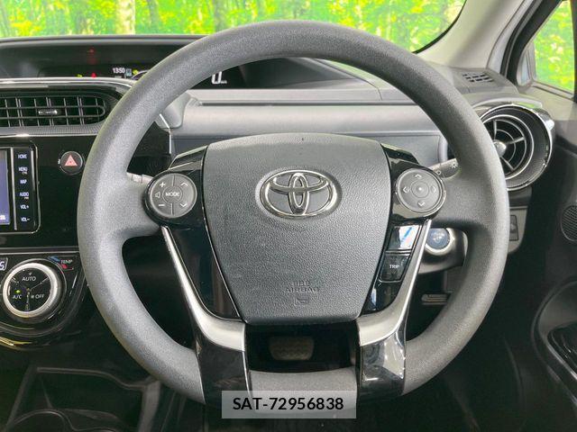Toyota AQUA 2019-01 8353894-10