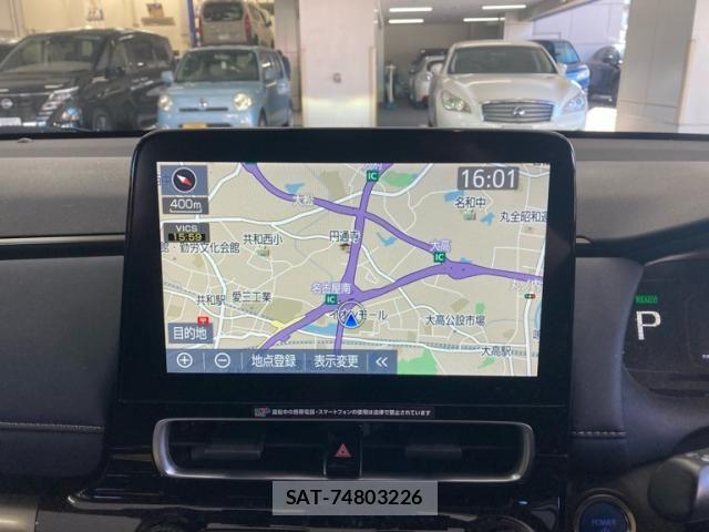 Toyota AQUA 2022-01 8353895-17