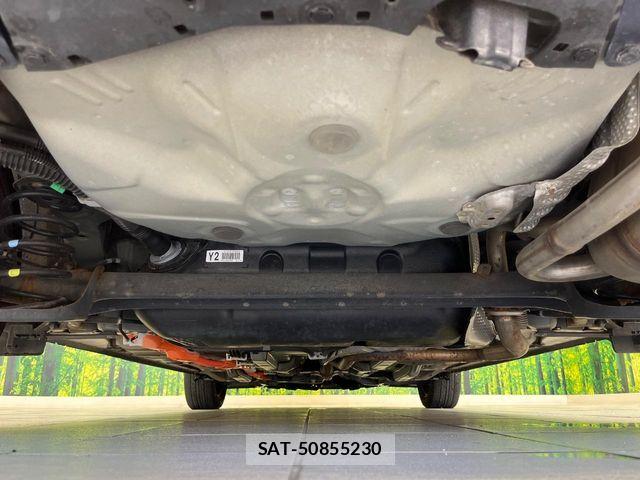 Toyota AQUA 2019-08 8364723-18