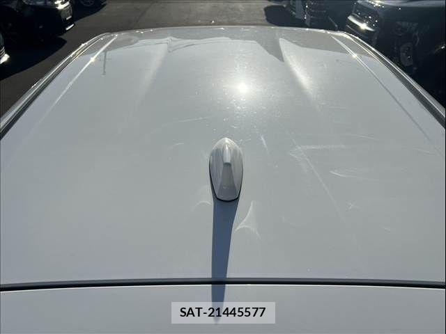 Toyota AQUA 2015-05 8364747-10
