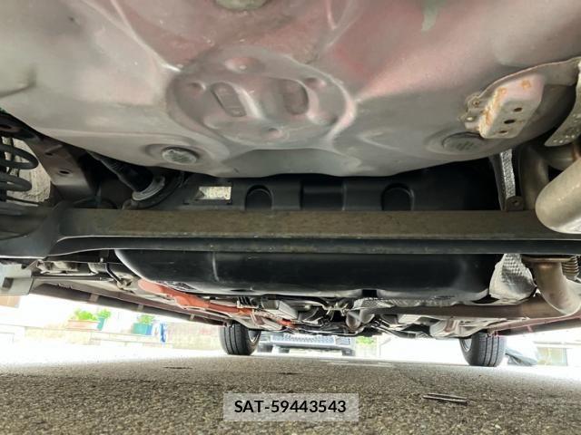 Toyota AQUA 2013-03 8364760-9