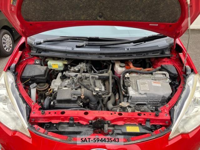 Toyota AQUA 2013-03 8364760-14