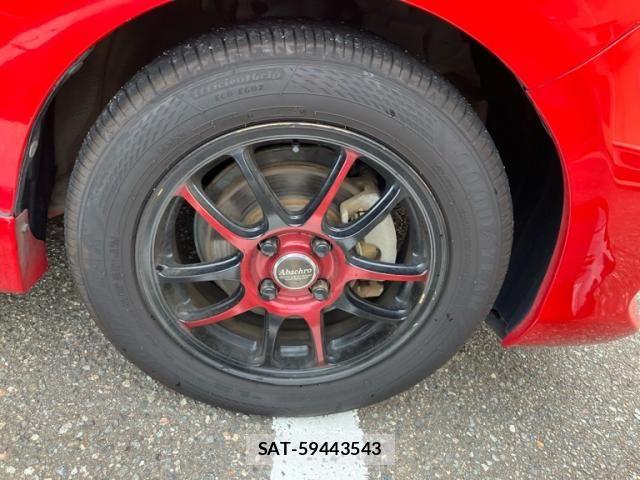 Toyota AQUA 2013-03 8364760-3