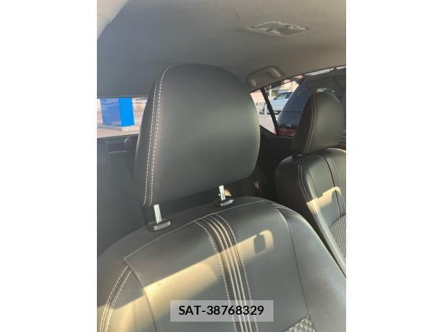 Toyota AQUA 2017-09 8364738-14