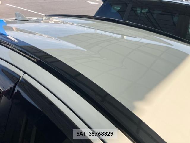 Toyota AQUA 2017-09 8364738-7