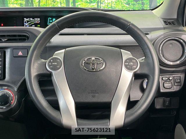 Toyota AQUA 2012-06 8364732-10