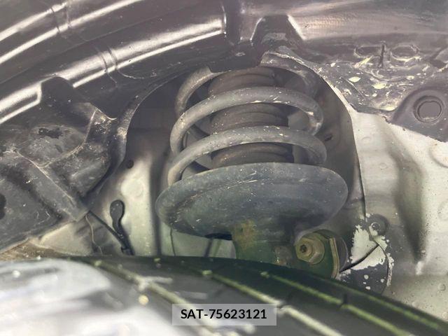 Toyota AQUA 2012-06 8364732-19