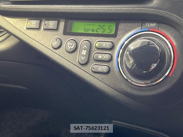 Toyota AQUA 2012-06 8364732-5