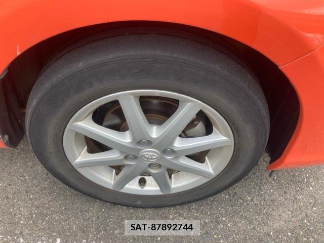 Toyota AQUA 2013-10 8364767-7