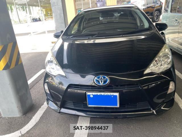 Toyota AQUA 2014-11 8364761-1