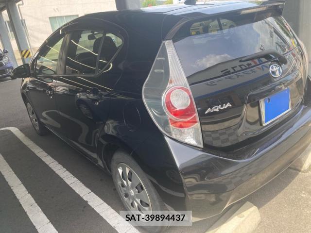 Toyota AQUA 2014-11 8364761-4