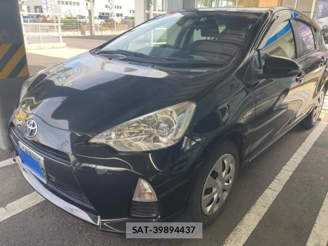 Toyota AQUA 2014-11 8364761-5