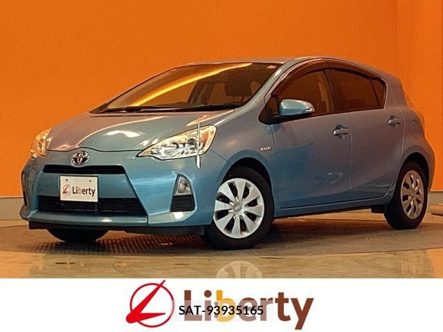Toyota AQUA 2012-11 8364735-0