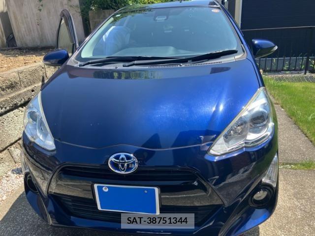 Toyota AQUA 2016-10 8364725-0