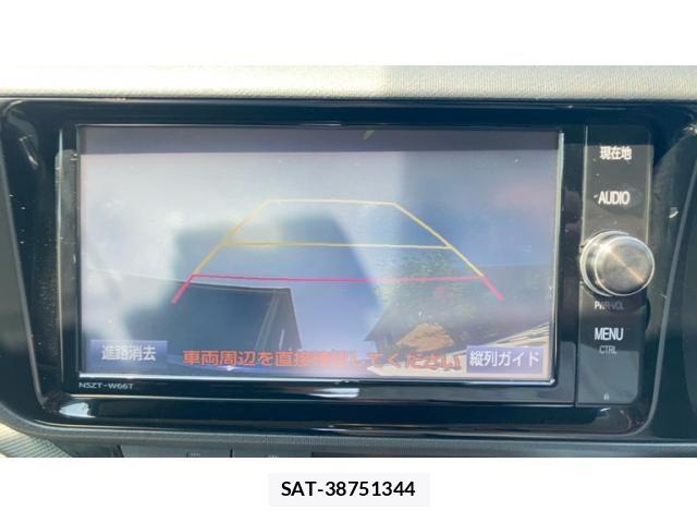 Toyota AQUA 2016-10 8364725-24