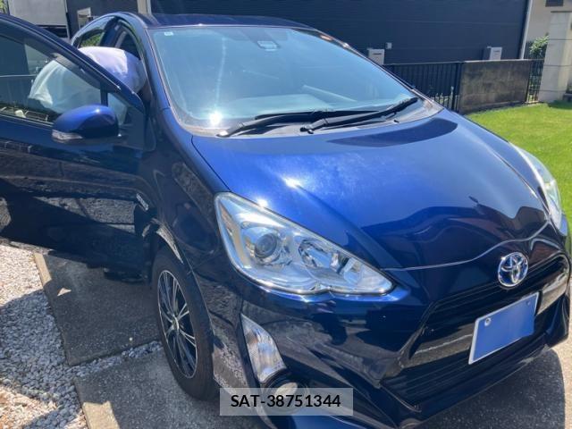Toyota AQUA 2016-10 8364725-3