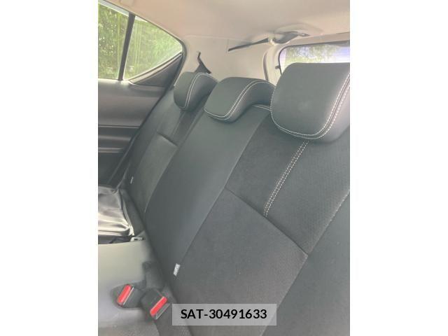 Toyota AQUA 2014-03 8364756-16