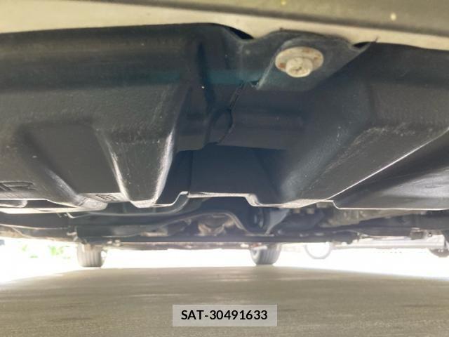 Toyota AQUA 2014-03 8364756-4