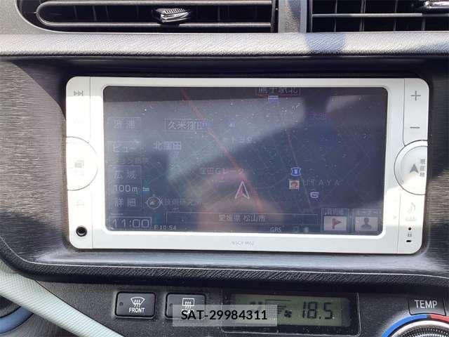 Toyota AQUA 2013-09 8364745-3