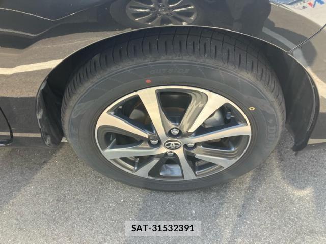 Toyota AQUA 2017-01 8364752-2