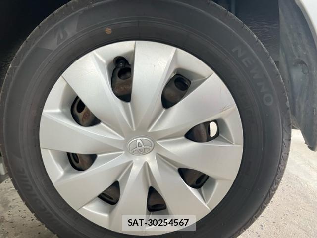 Toyota AQUA 2013-03 8364762-5