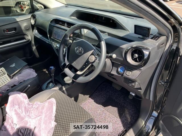 Toyota AQUA 2020-01 8364728-9