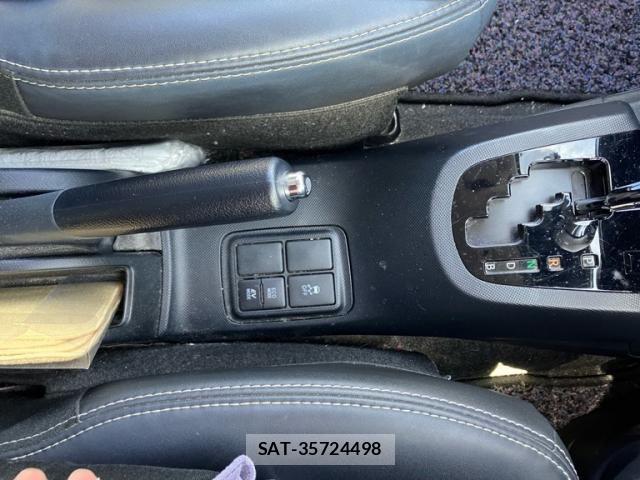 Toyota AQUA 2020-01 8364728-20