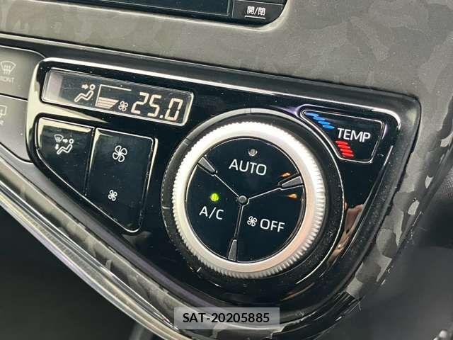 Toyota AQUA 2018-01 8364716-8