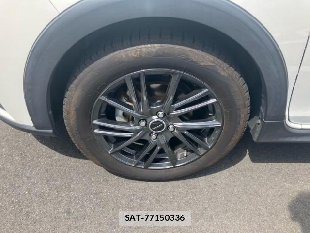 Toyota AQUA 2017-07 8364727-6