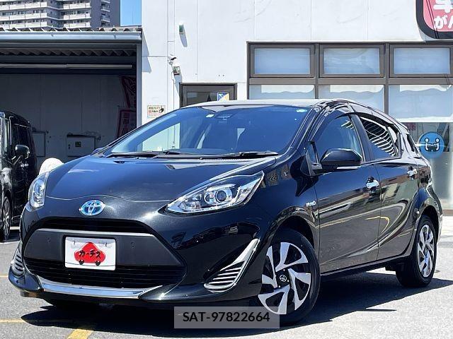 Toyota AQUA 2019-08 8364712-0