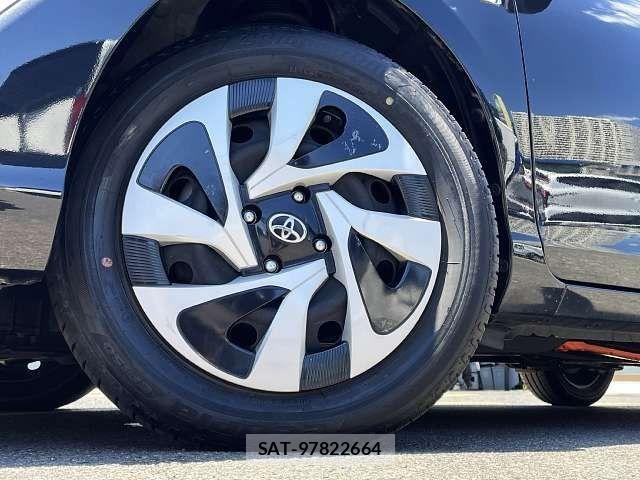 Toyota AQUA 2019-08 8364712-3
