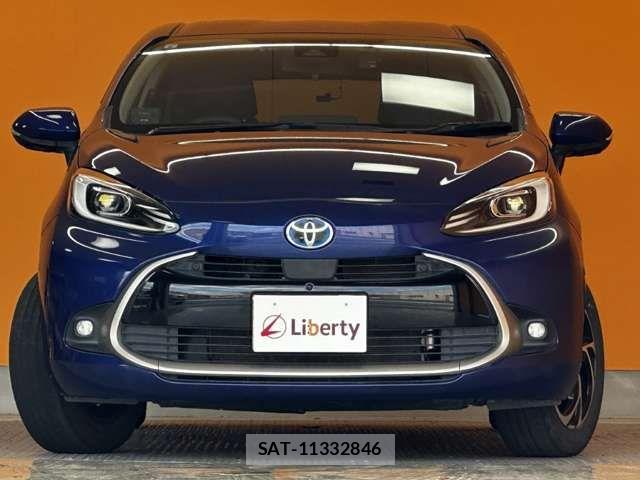 Toyota AQUA 2021-08 8364711-11