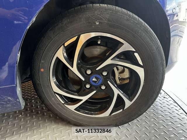 Toyota AQUA 2021-08 8364711-16